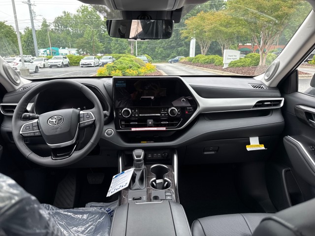 ToyotaHighlander12