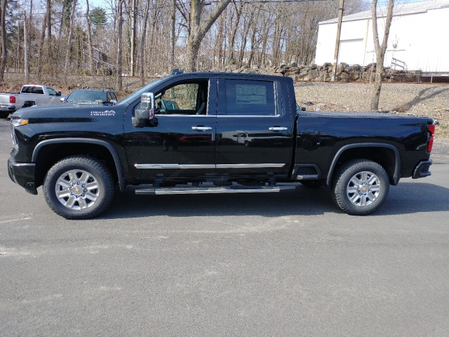 2024 Chevrolet Silverado 3500HD High Country 17