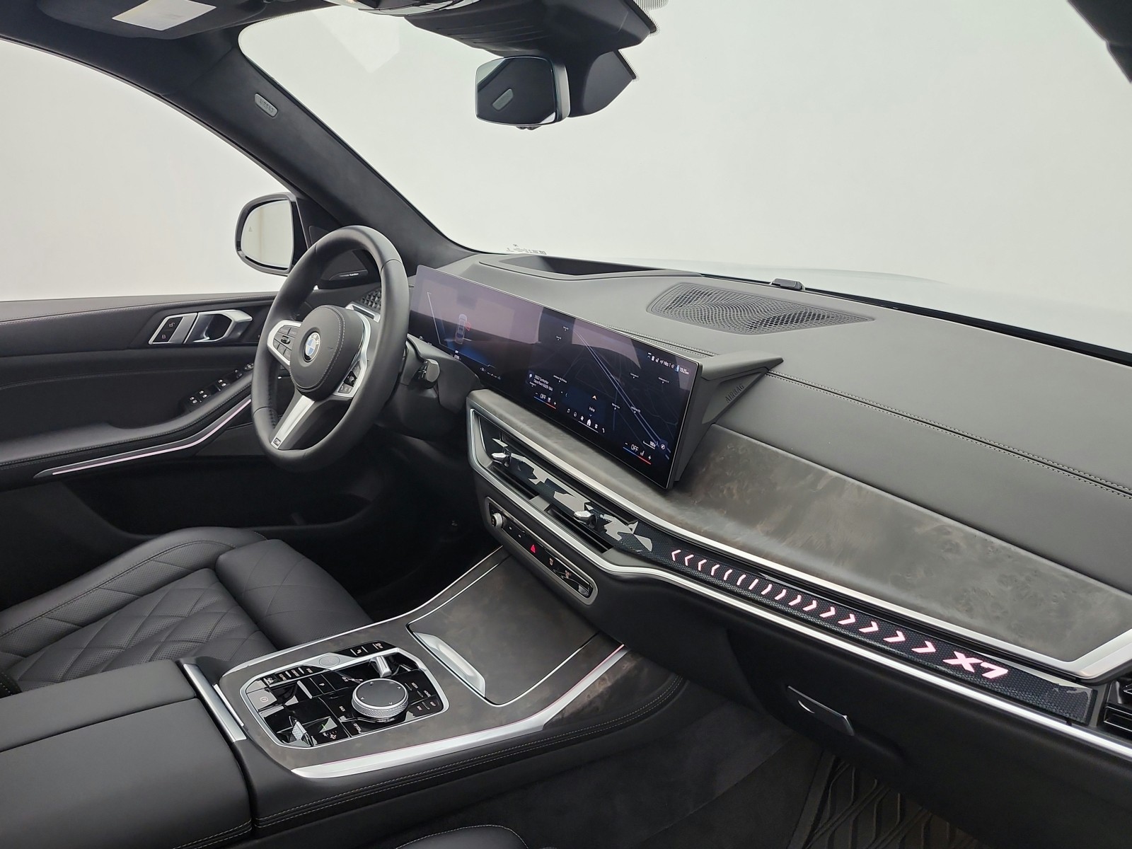 Used 2026 Brooklyn Grey Metallic BMW xDrive40i Sports Activity Vehicle image 19