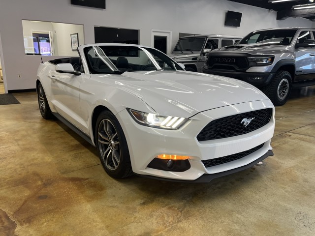 2016 Ford Mustang EcoBoost Premium 8
