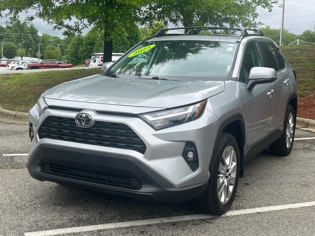 ToyotaRAV43