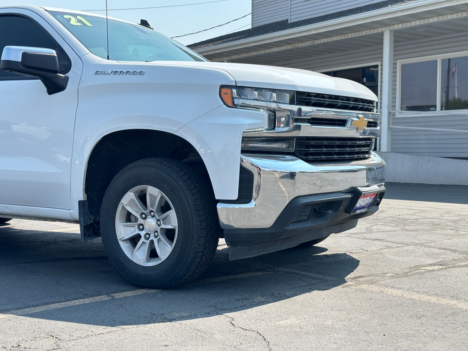 2021 Chevrolet Silverado 1500 LT 3