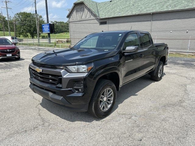 2023 Chevrolet Colorado 4WD LT 7