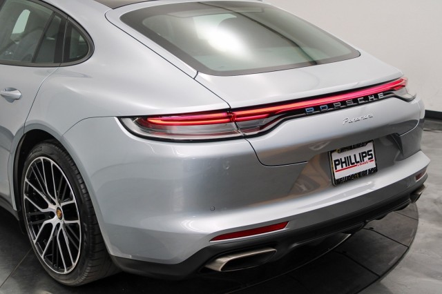 2021 Porsche Panamera  11