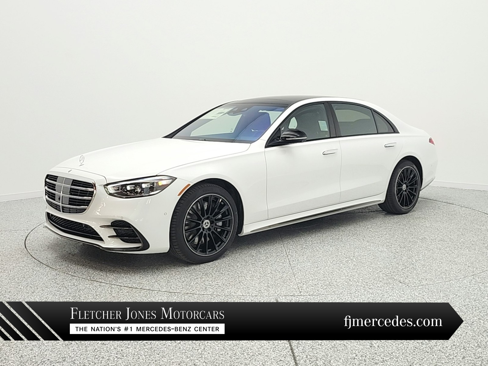 MANUFAKTUR Moonlight White Metallic 2026 Mercedes-Benz S-Class S 500 4MATIC Sedan All-Wheel Drive Automatic