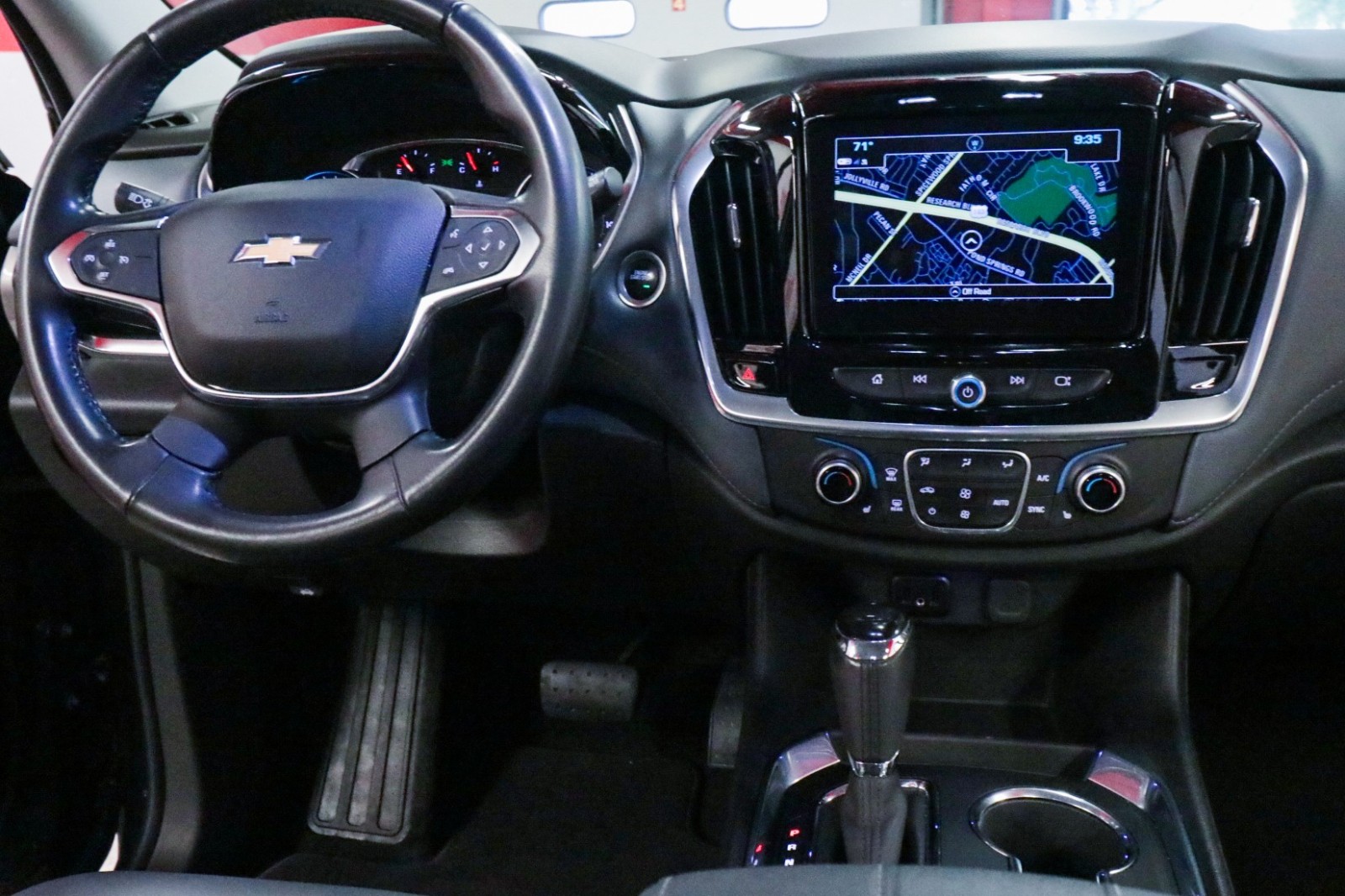 Used Car 2018 Chevrolet Traverse  Lt Leather For Sale Under $20,000 In Austin, Texas