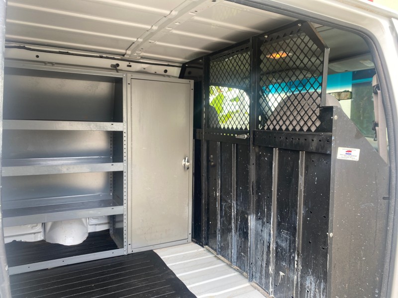 2000 Ford Econoline Cargo Van LOW MILES 68,046 in , 