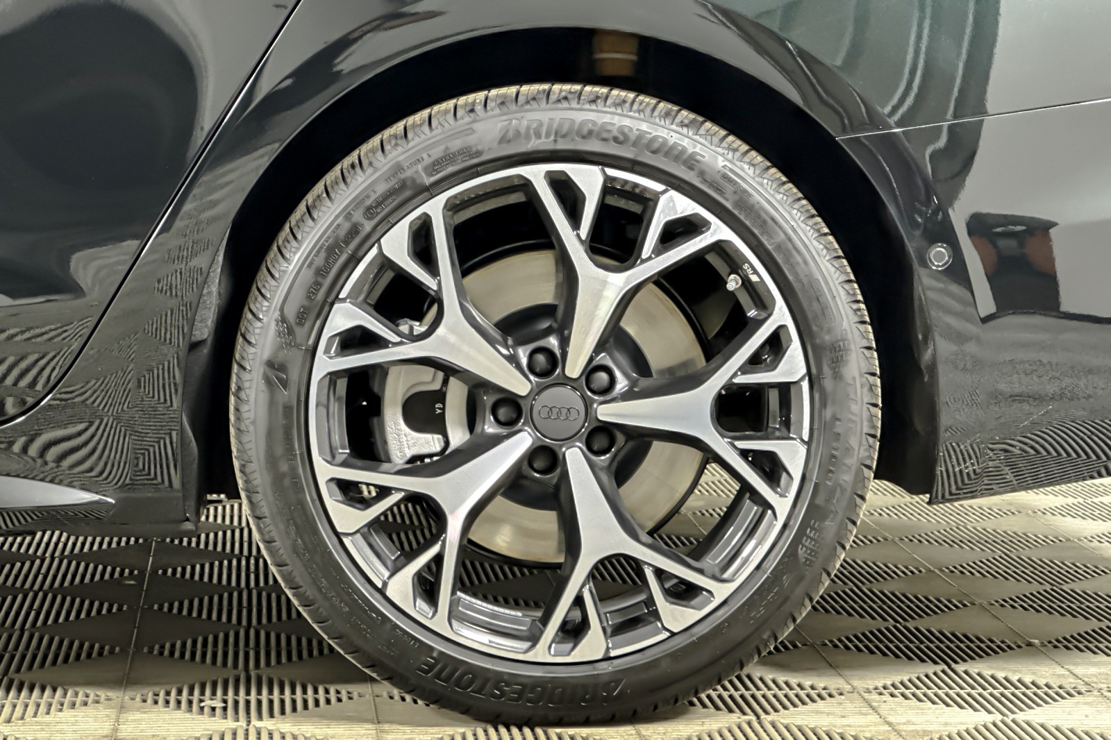 New 2026 Midnight Green Metallic Audi Premium Plus quattro image 25