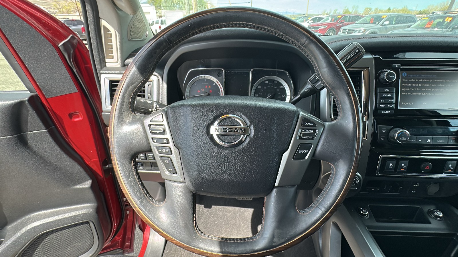 2017 Nissan Titan XD Platinum Reserve 27