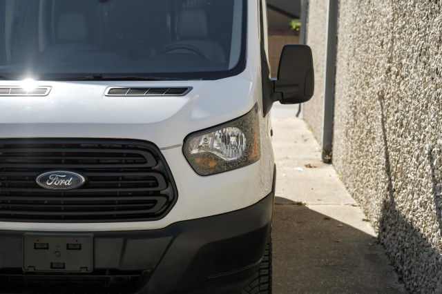 2019 Ford Transit Van  39