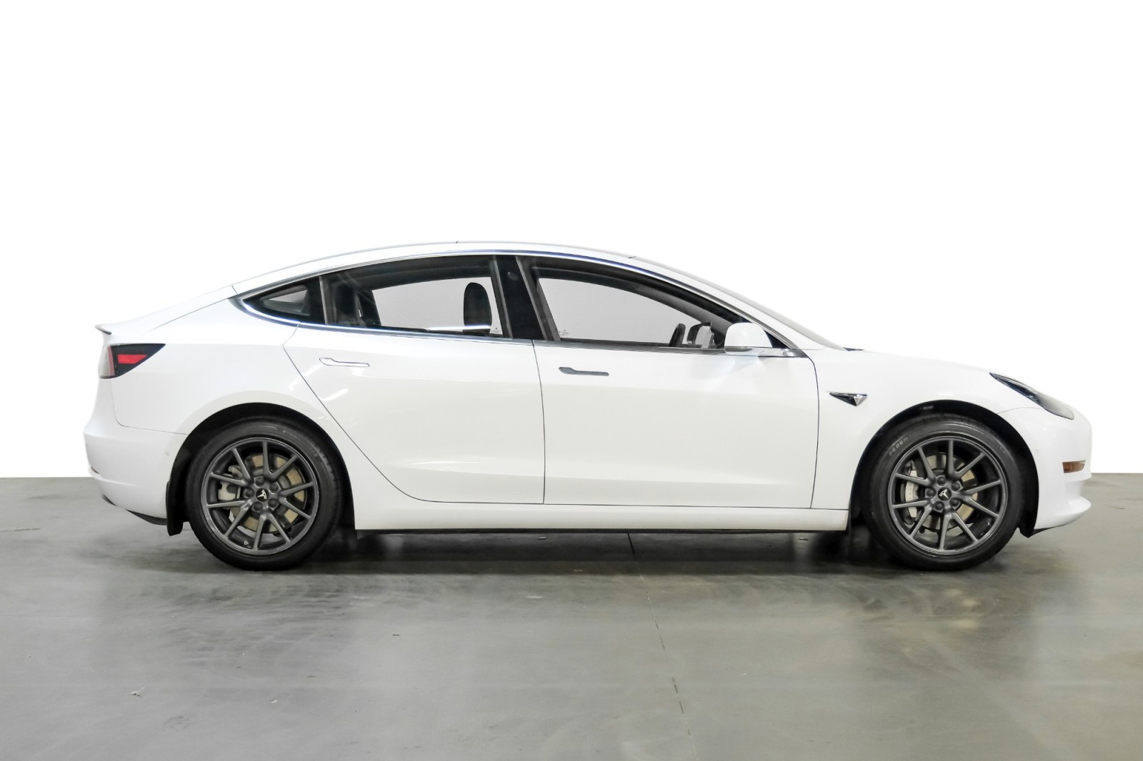 2019 Tesla Model 3 Standard Range Plus 6