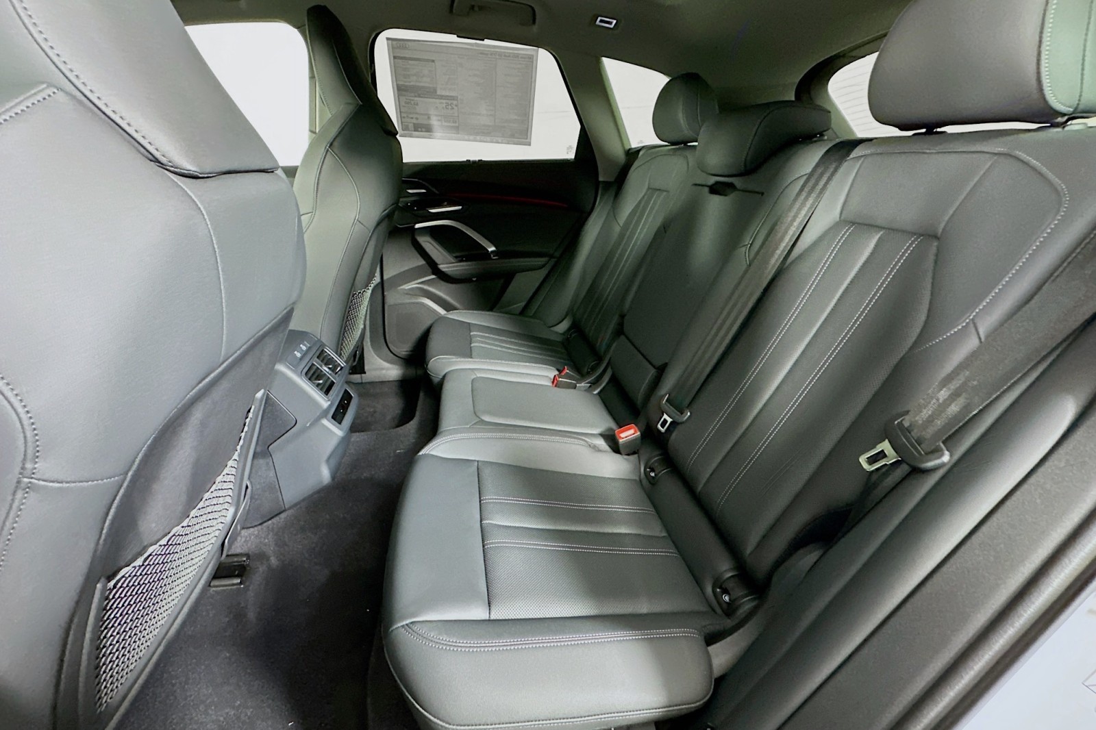 New 2025 Glacier White Metallic Audi Premium Plus image 9