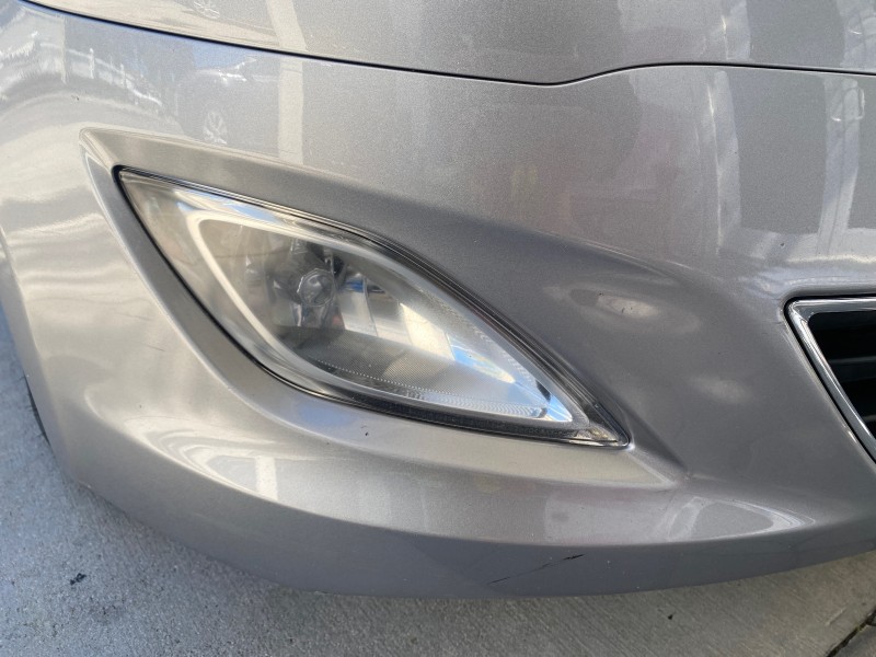 2012 Hyundai Genesis 3.8L SUNROOF PREM PKG in , 