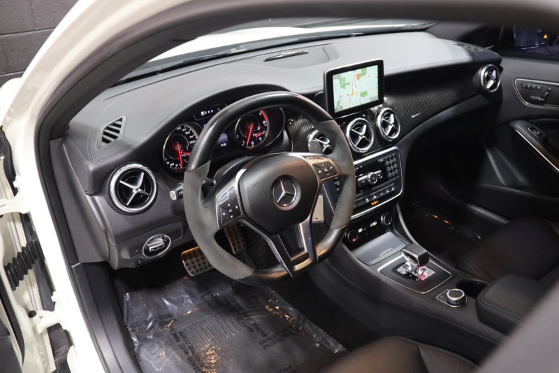 2015 Mercedes-Benz GLA 45 AMG 4MATIC w/Performance Pkgs 4dr Suv in , 
