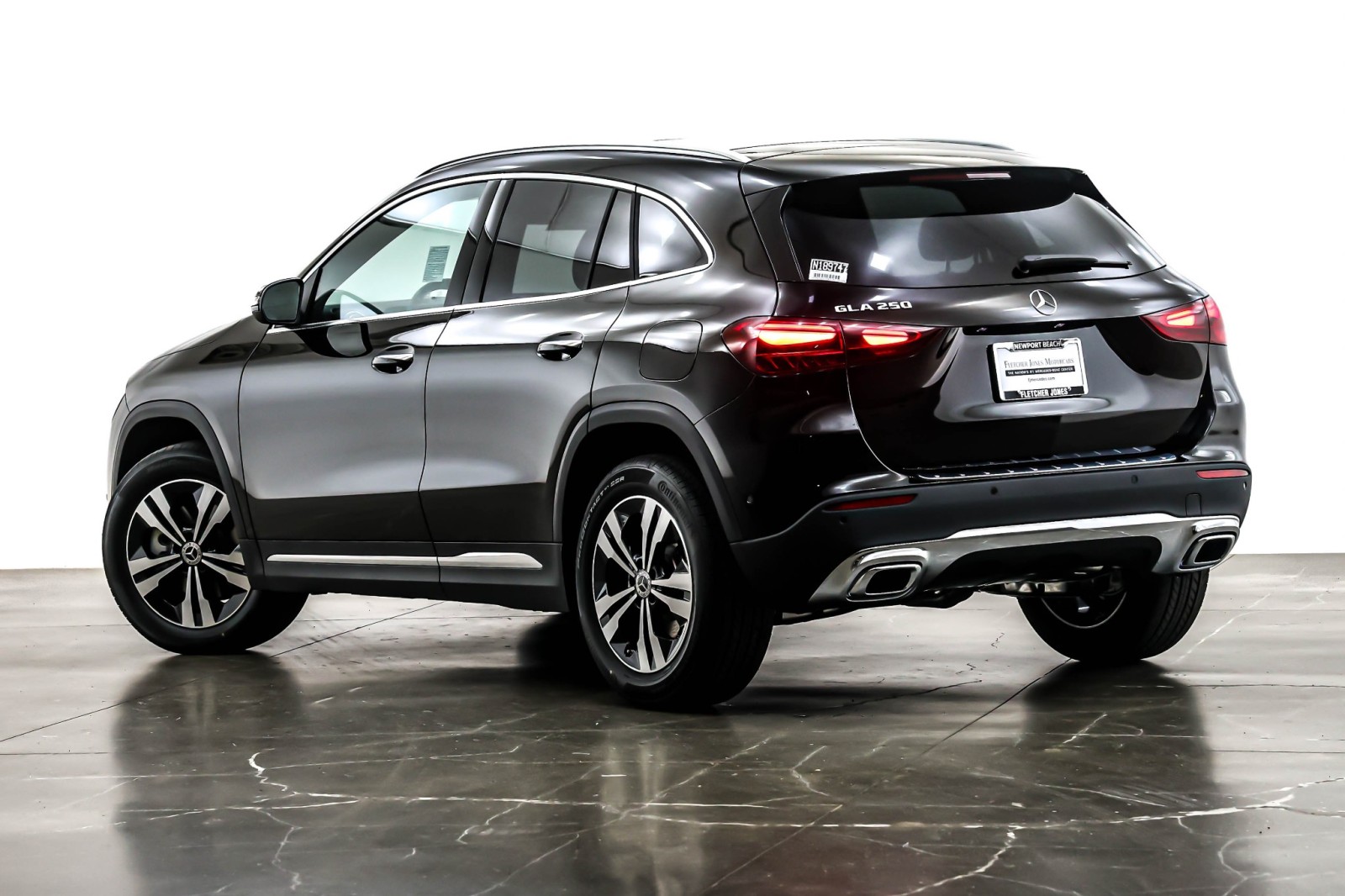 New 2026 Night Black Mercedes-Benz GLA 250 image 12