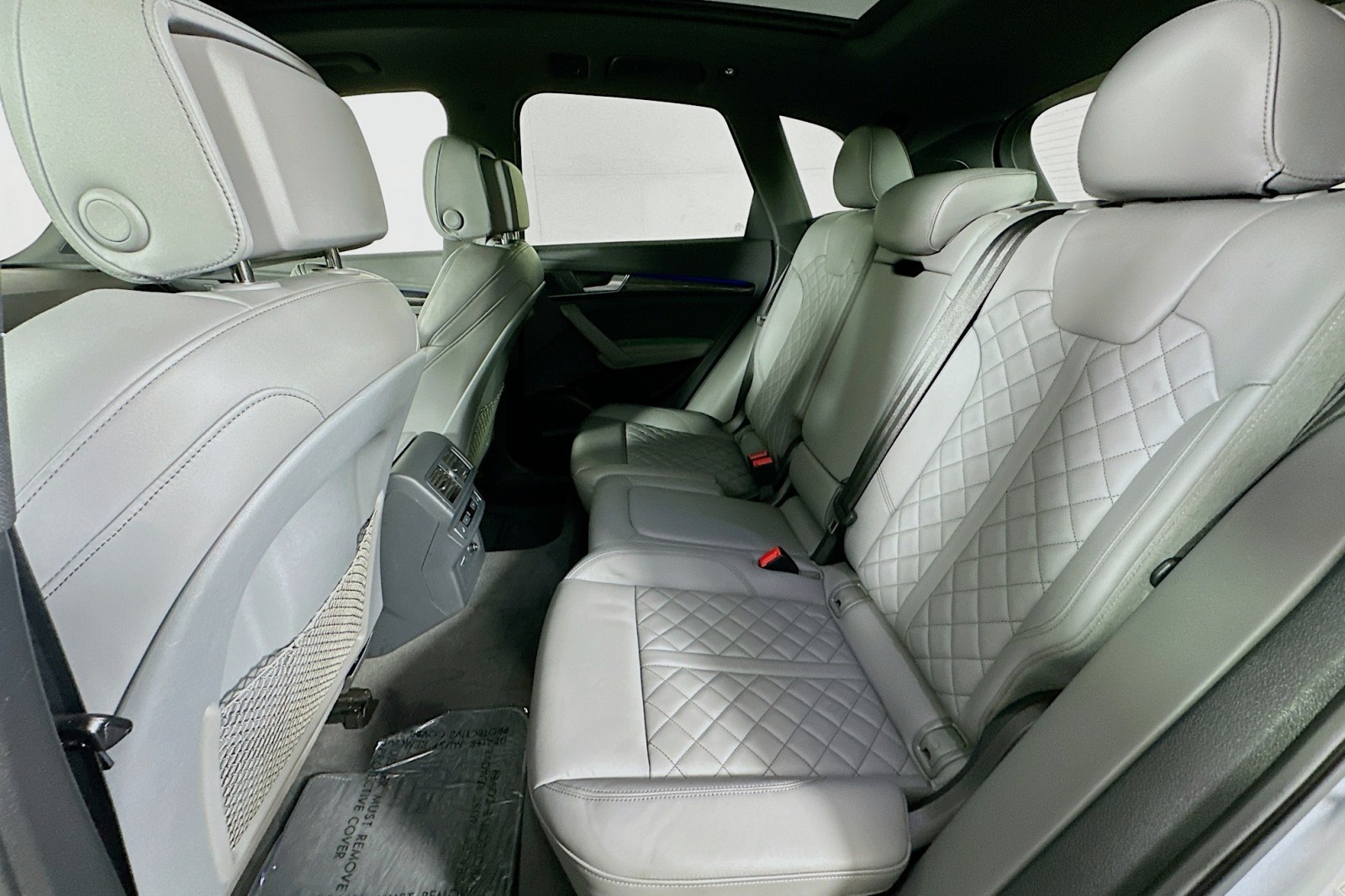 Used 2023 Florett Silver Metallic Audi Prestige image 9