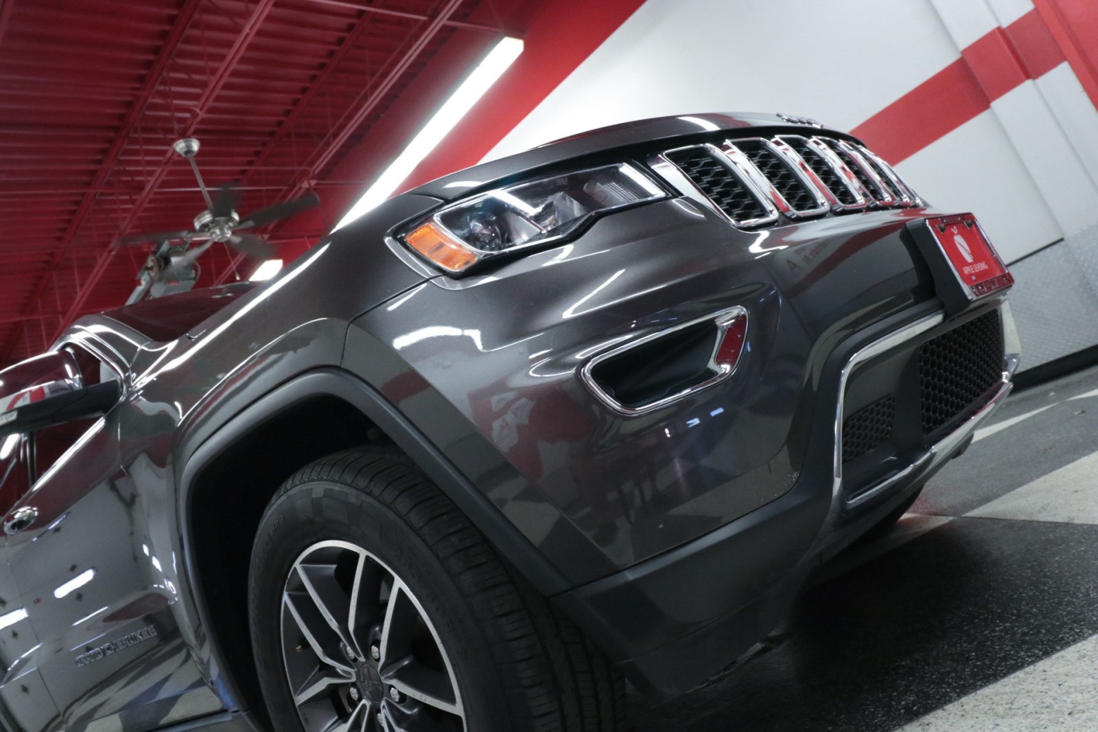 Used Car 2021 Jeep Grand Cherokee  80th Anniversary For Sale Under $25,000 In Austin, Texas