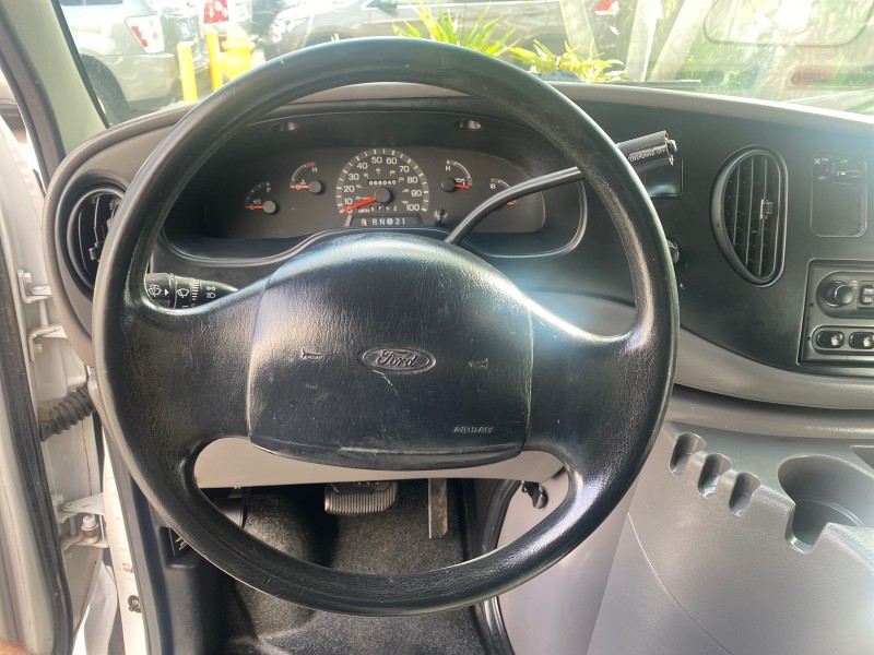 2000 Ford Econoline Cargo Van LOW MILES 68,046 in , 