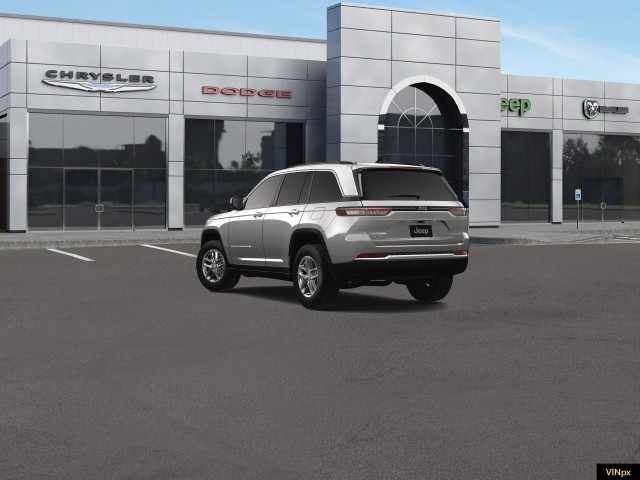 2025 Jeep Grand Cherokee Laredo X 4x4 5