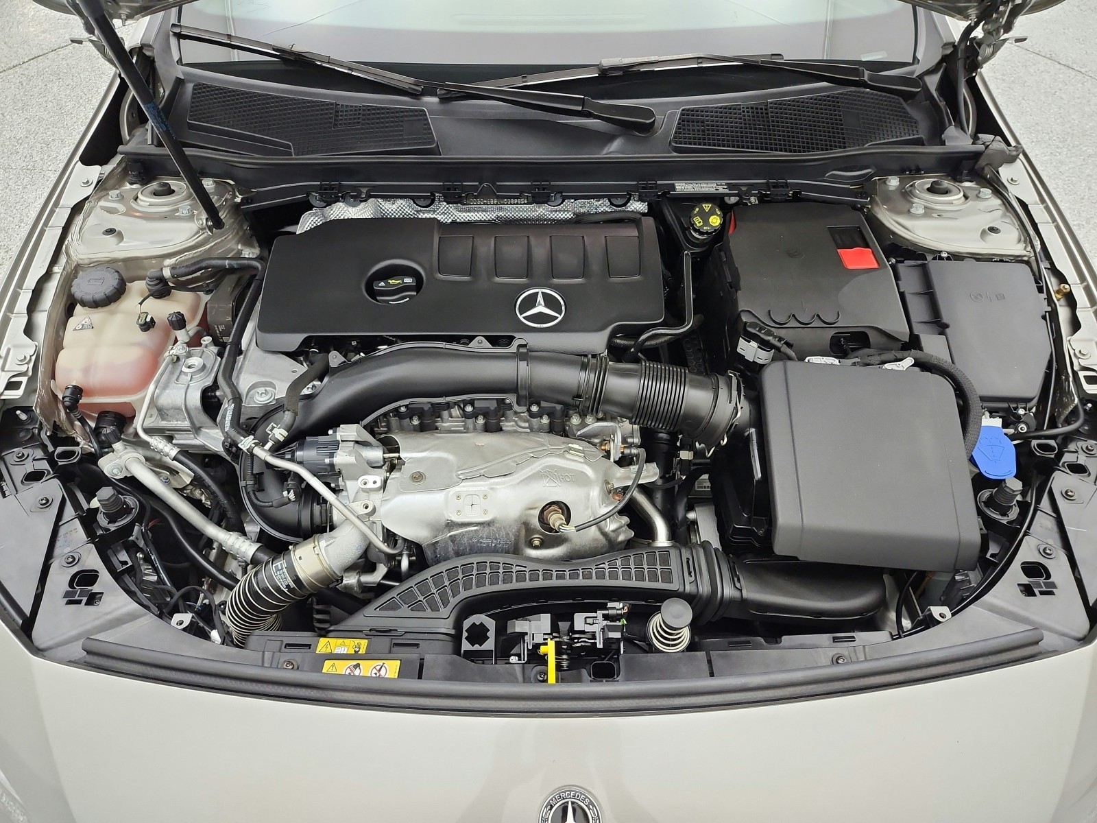 Used 2020 Mojave Silver Metallic Mercedes-Benz A 220 Sedan image 16