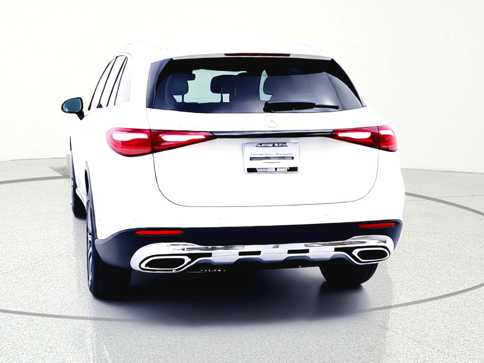 Used 2024 Polar White Mercedes-Benz GLC 300 SUV image 6