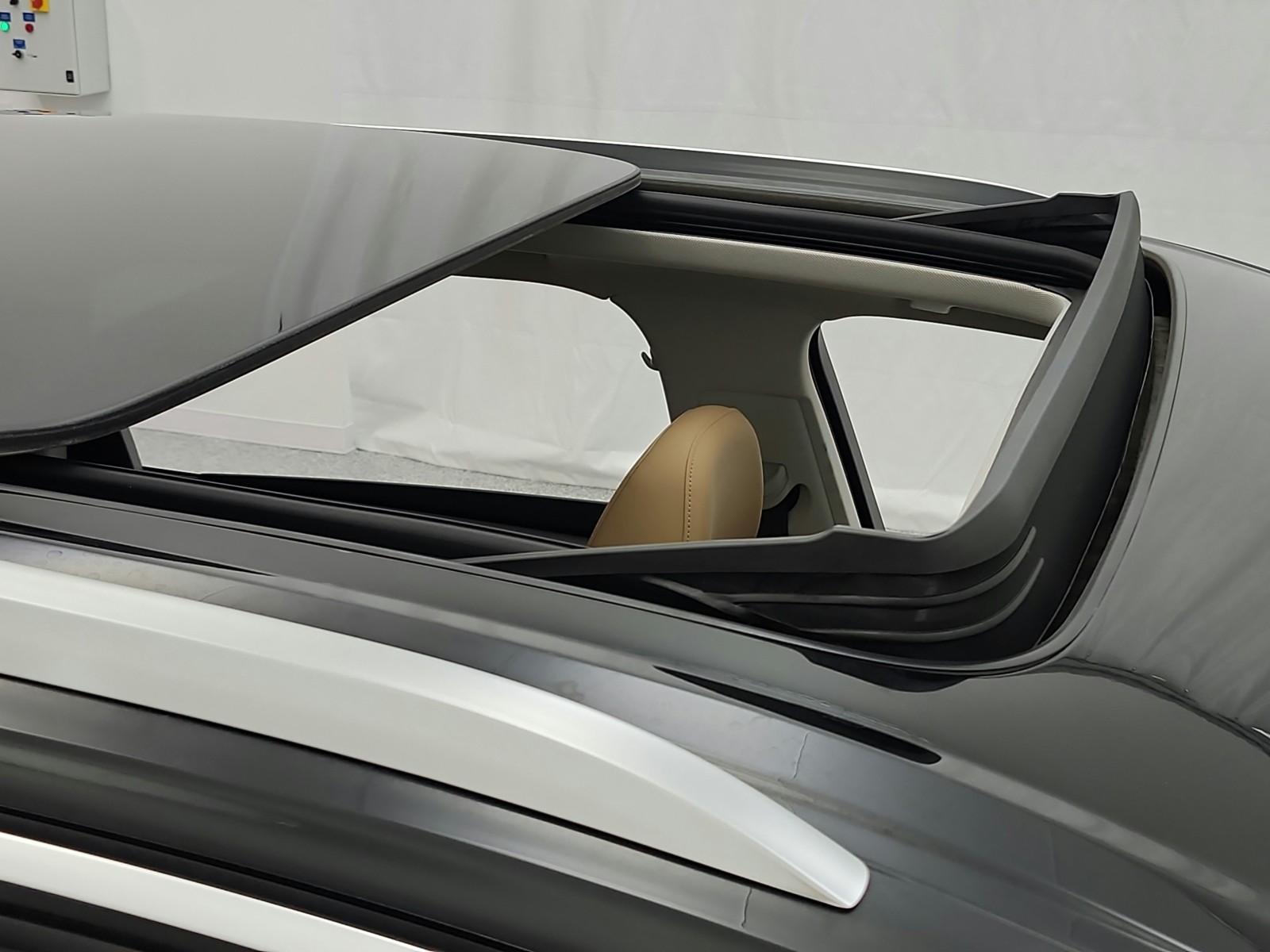 Used 2023 Mythos Black Metallic Audi Premium 55 TFSI quattro image 18