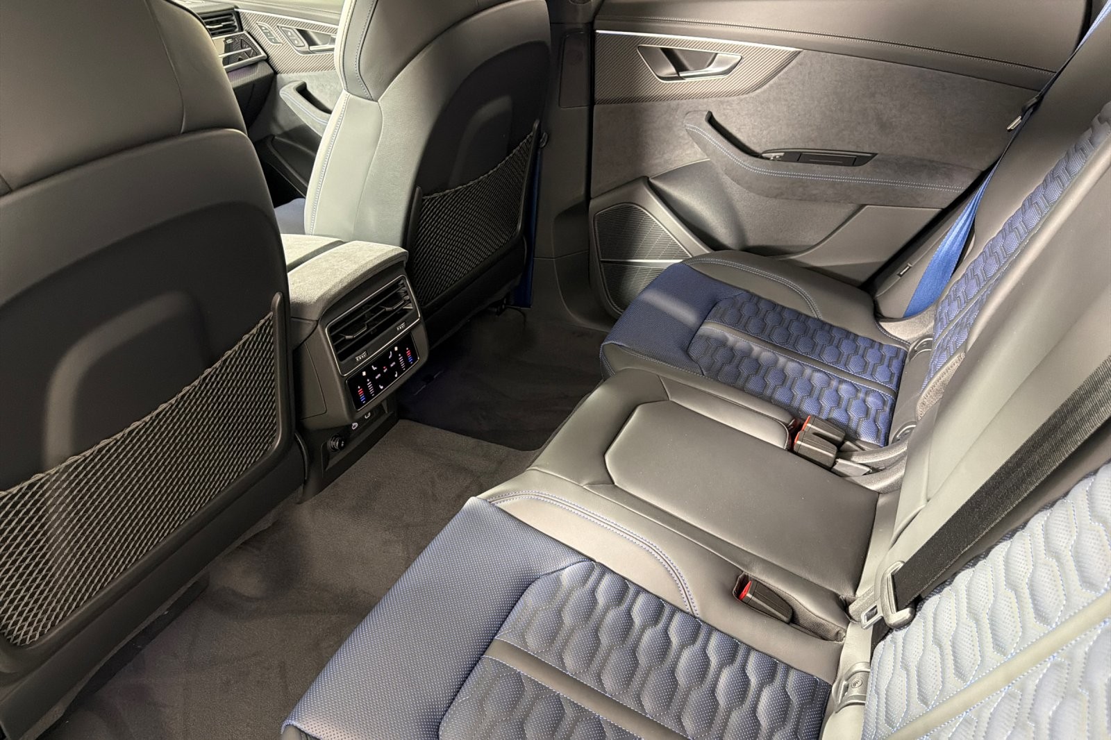 New 2026 Waitomo Blue Metallic Audi performance quattro image 11