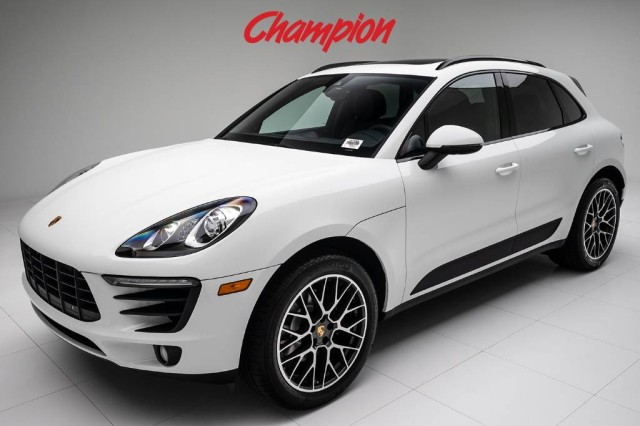 2018  Macan Sport Edition in , 