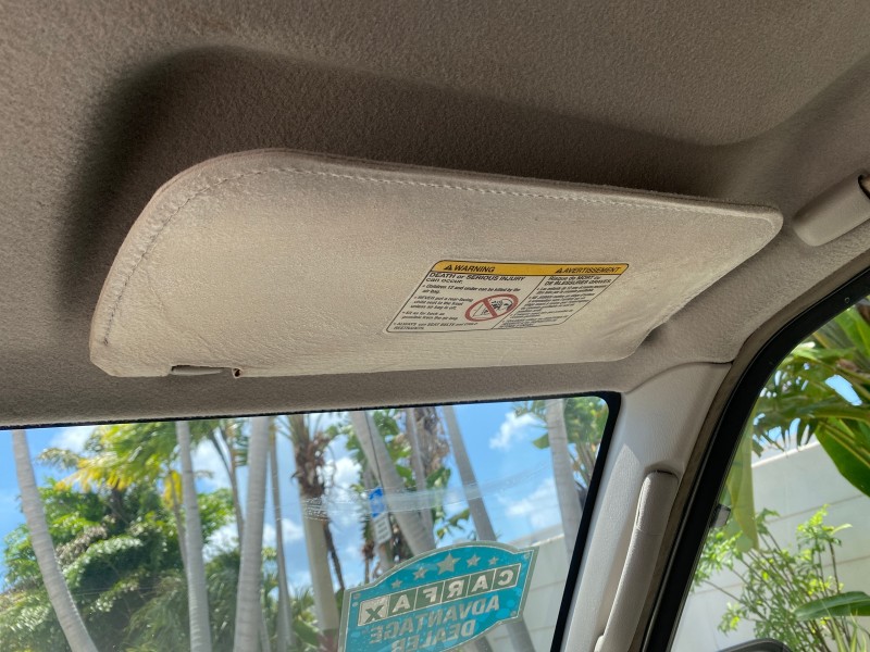 2004 Nissan Frontier 2WD XE LOW MILES 70,694 PU in , 