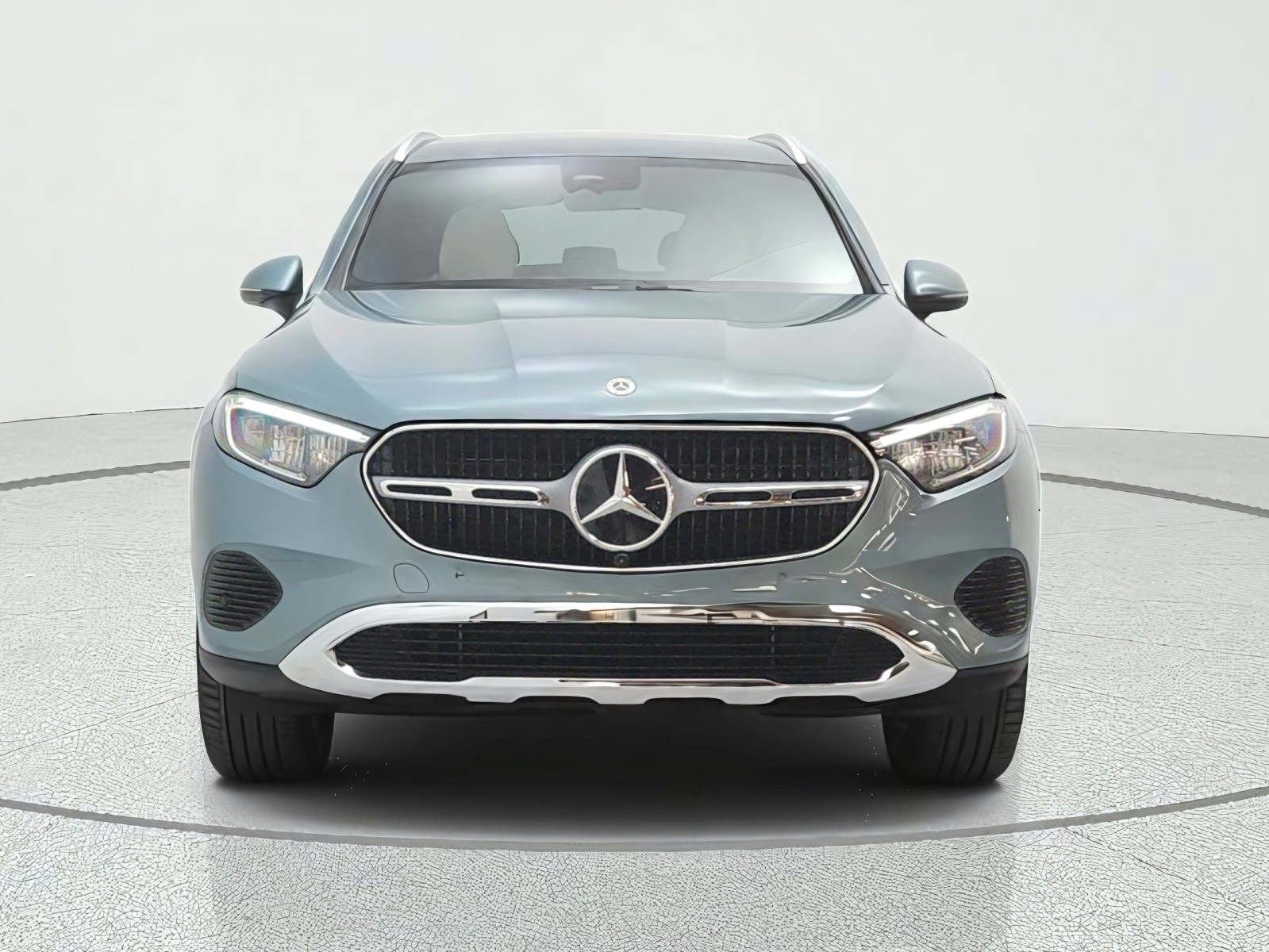 New 2026 Verde Silver Metallic Mercedes-Benz GLC 300 4MATIC® SUV image 2