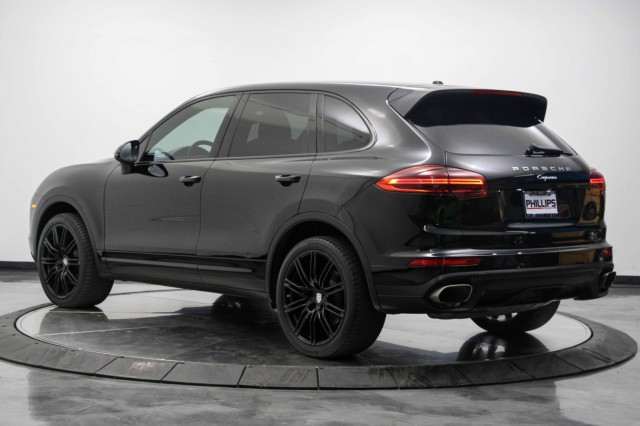 2018 Porsche Cayenne  3