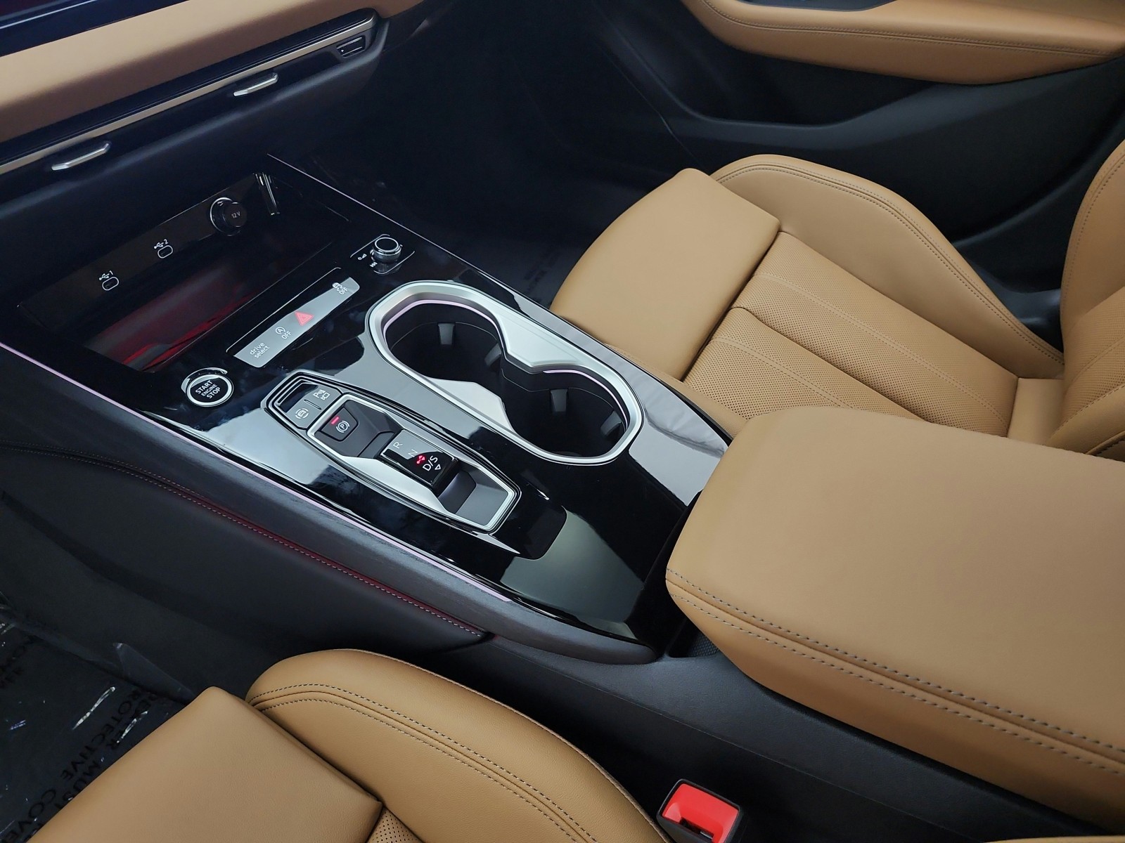 New 2026 Arkona White Audi Premium Plus quattro image 10