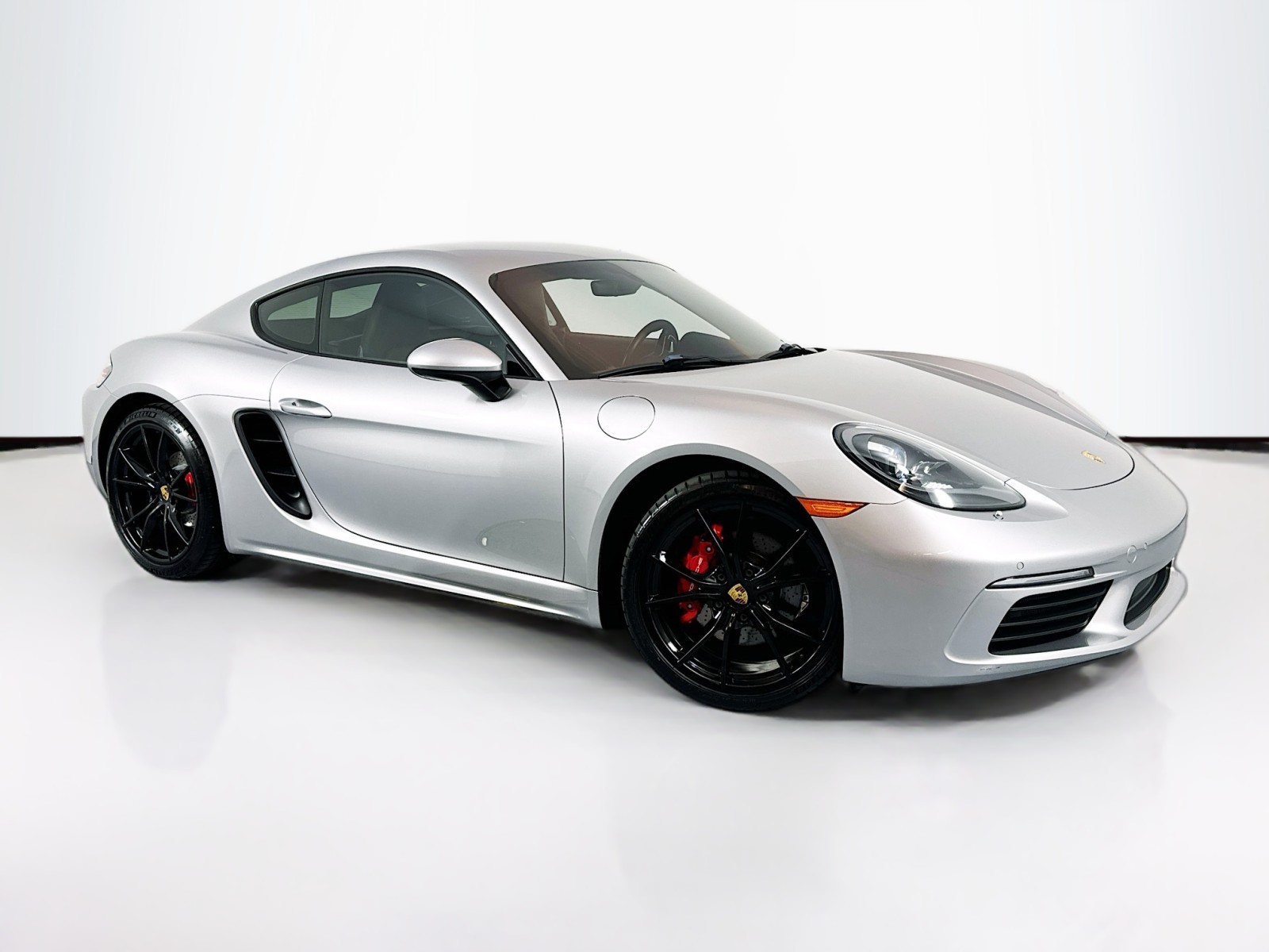 2018 Porsche 718 Cayman S 3