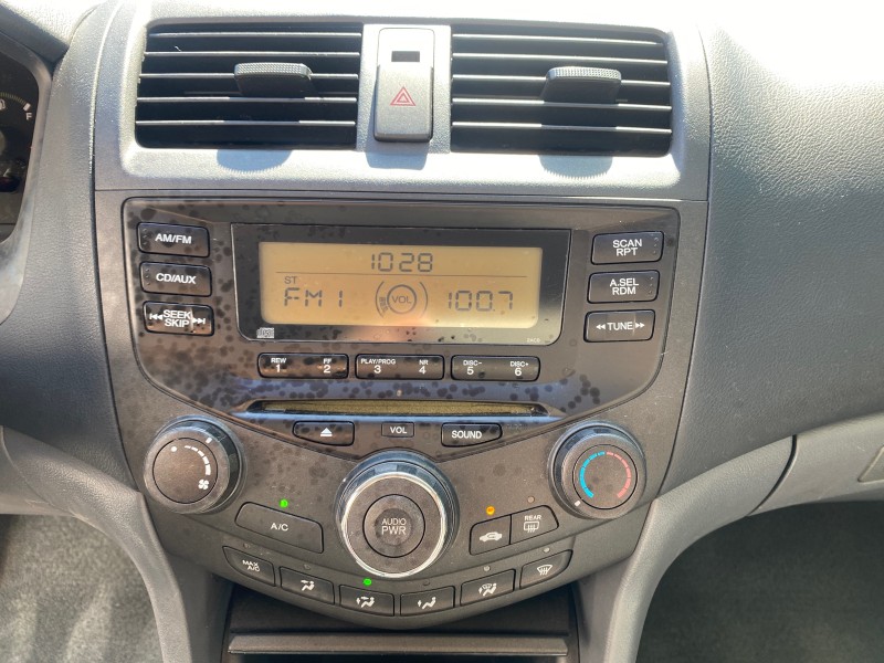 2004 Honda Accord Sdn LX LOW MILES 68,079 in , 