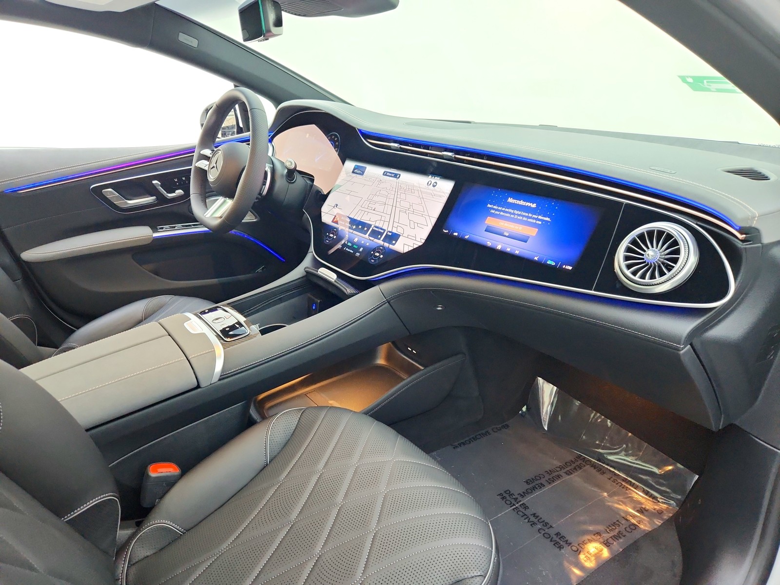 New 2026 MANUFAKTUR Signature Moonlight White Magno Mercedes-Benz EQS 580 4MATIC® Sedan image 19