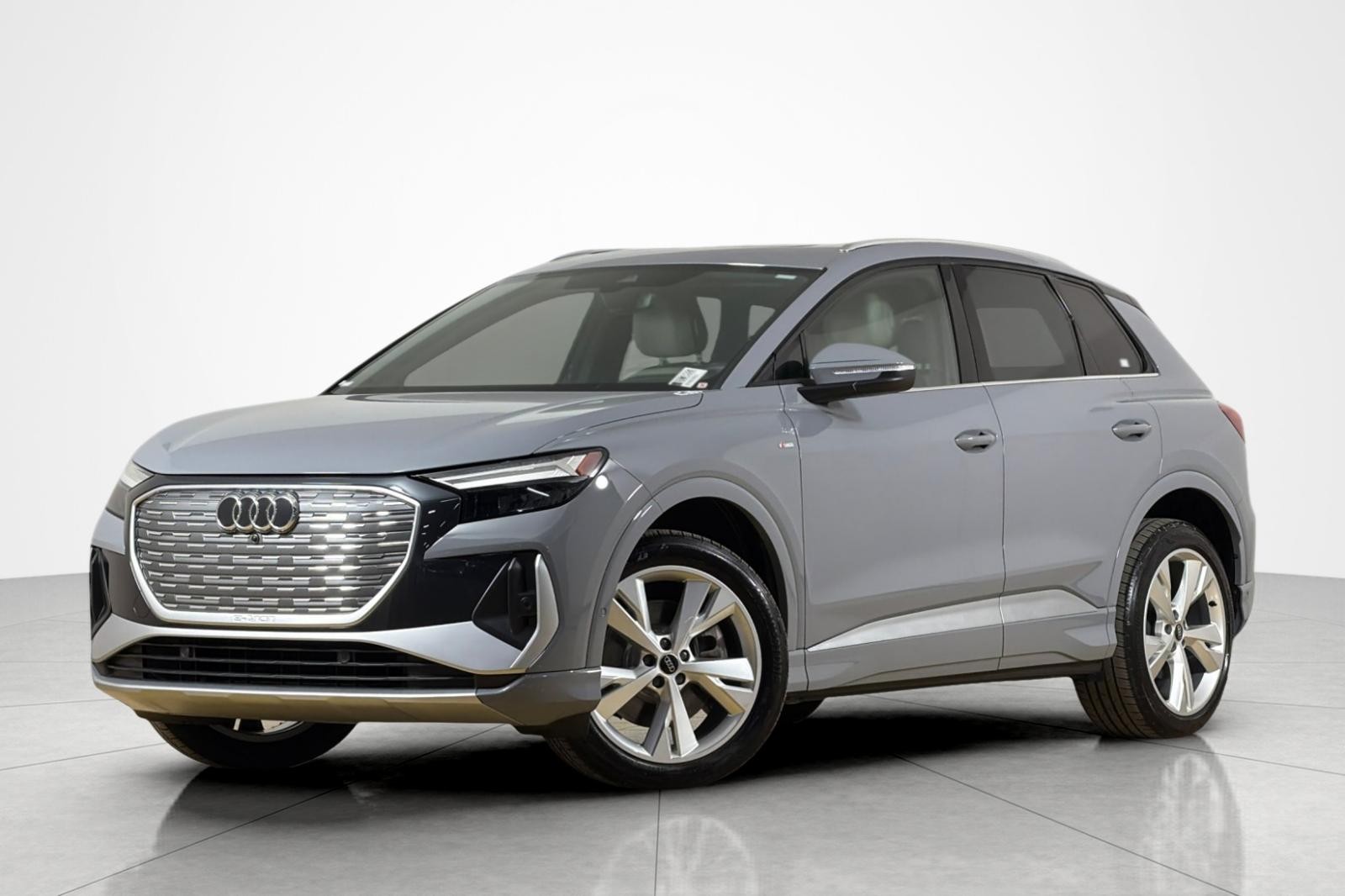 2023 Audi Q4 e-tron Premium Plus 50 quattro