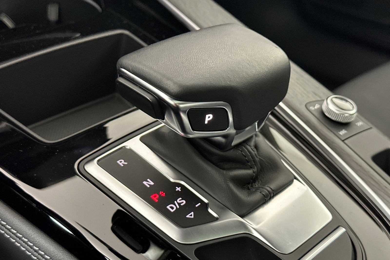 Used 2023 Brilliant Black Audi Premium Plus 40 TFSI quattro image 19