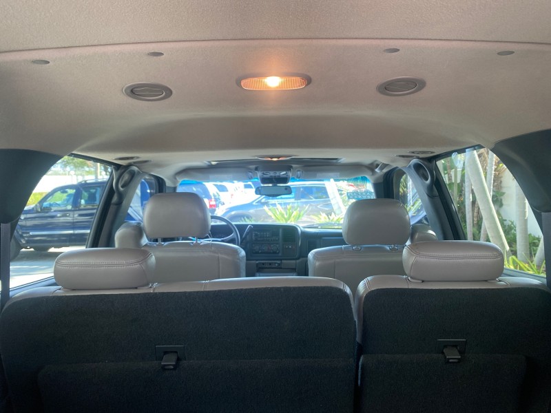 2001 Chevrolet Suburban LT Z71 1 FL 4WD 44 SERVICES NO ACCIDENTS in ,