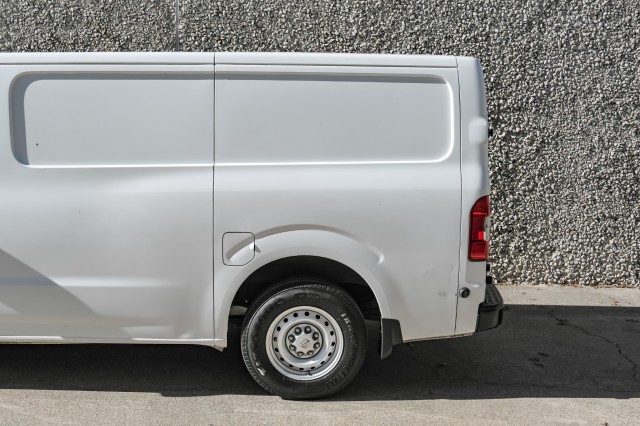 2020 Nissan NV Cargo S 14