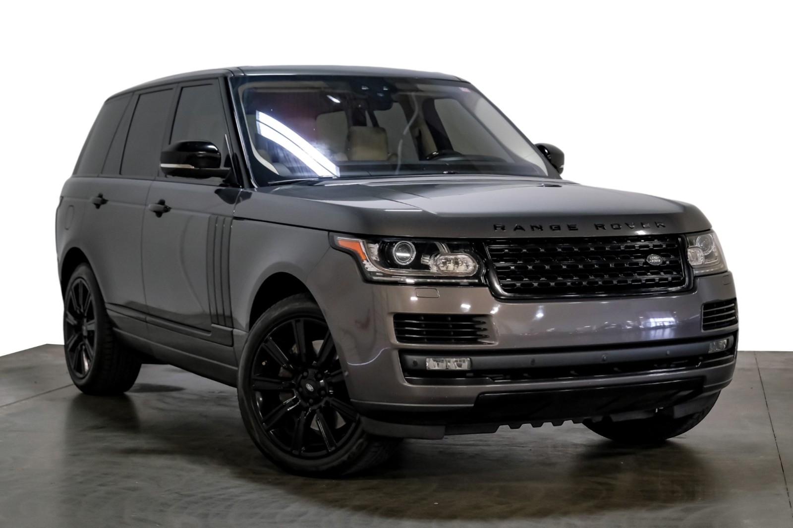 2017 Land Rover Range Rover V8 Supercharged BlackOutPkg 3