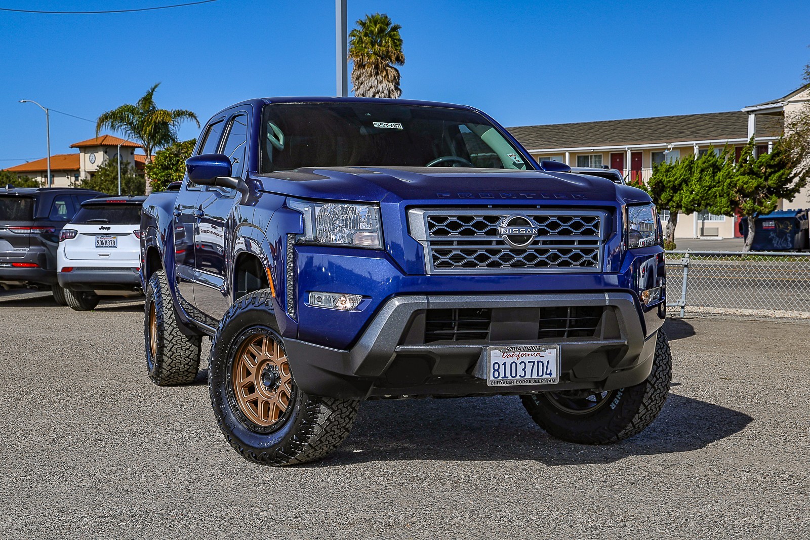 2022 Nissan Frontier SV 