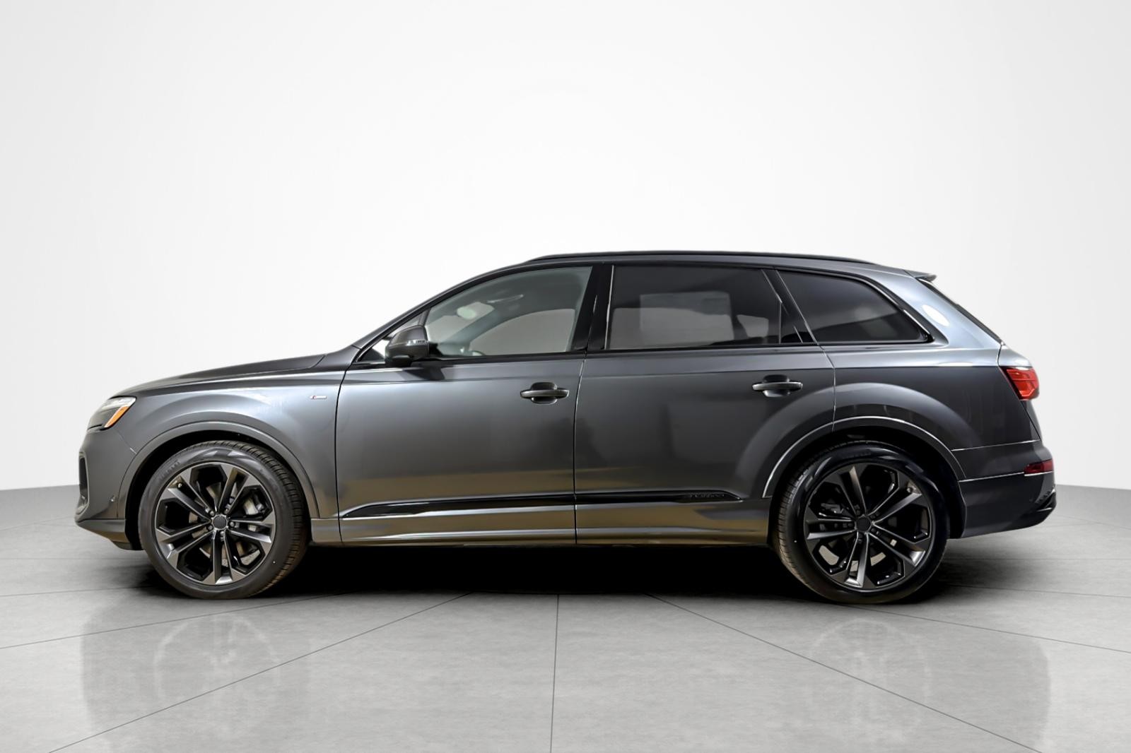 New 2026 Daytona Gray Pearl Effect Audi S line Premium Plus 55 quattro *Ltd Avail* image 3