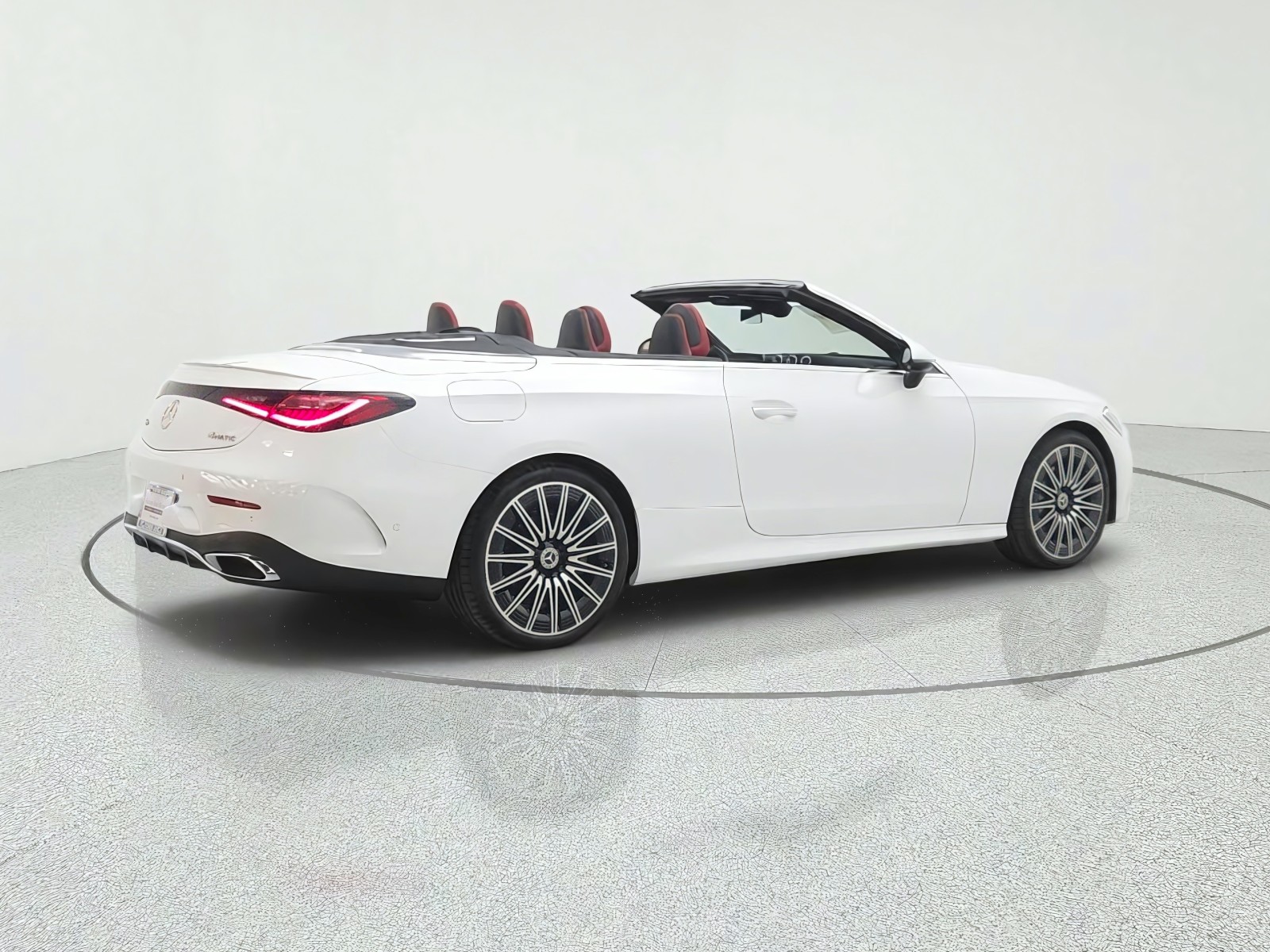 New 2026 MANUFAKTUR Moonlight White Metallic Mercedes-Benz CLE 300 4MATIC® Cabriolet image 5