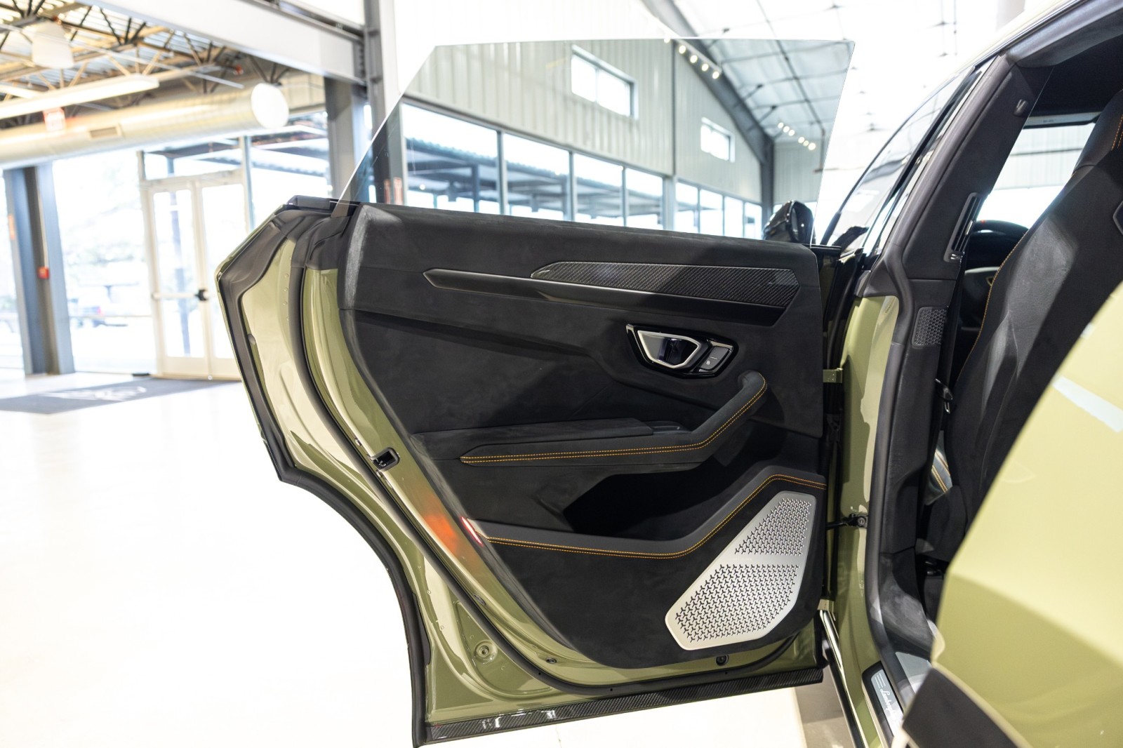 Used Car 2024 Lamborghini Urus  Performante For Sale Under $320,000 In Boerne, Texas