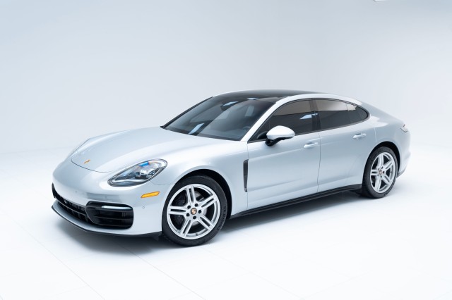 2022  Panamera  in , 