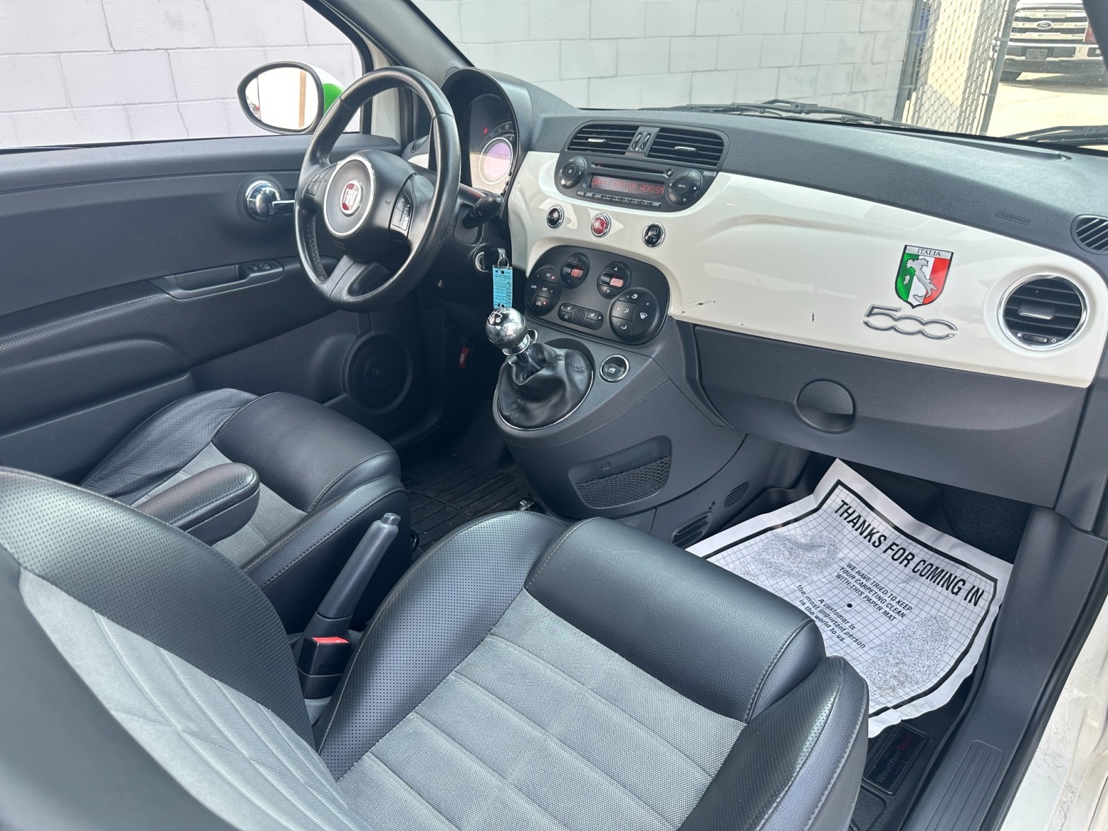 2013 Fiat 500 Sport 23