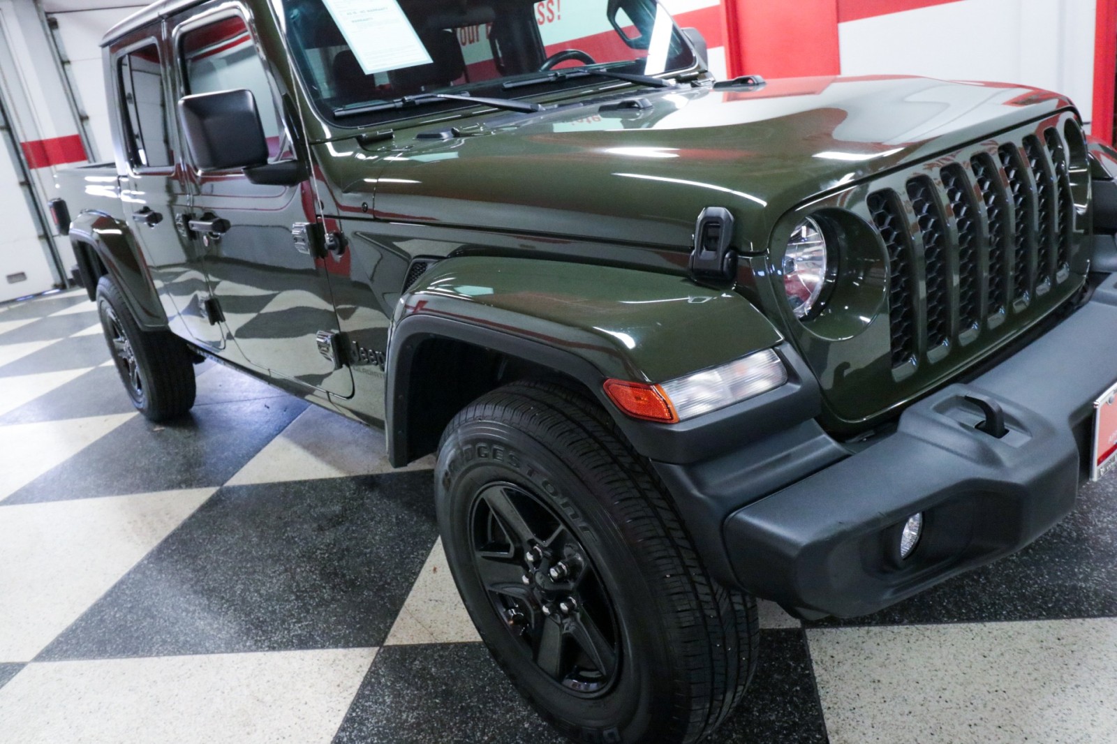 Used Car 2021 Jeep Gladiator  Sport S For Sale Under $35,000 In Austin, Texas