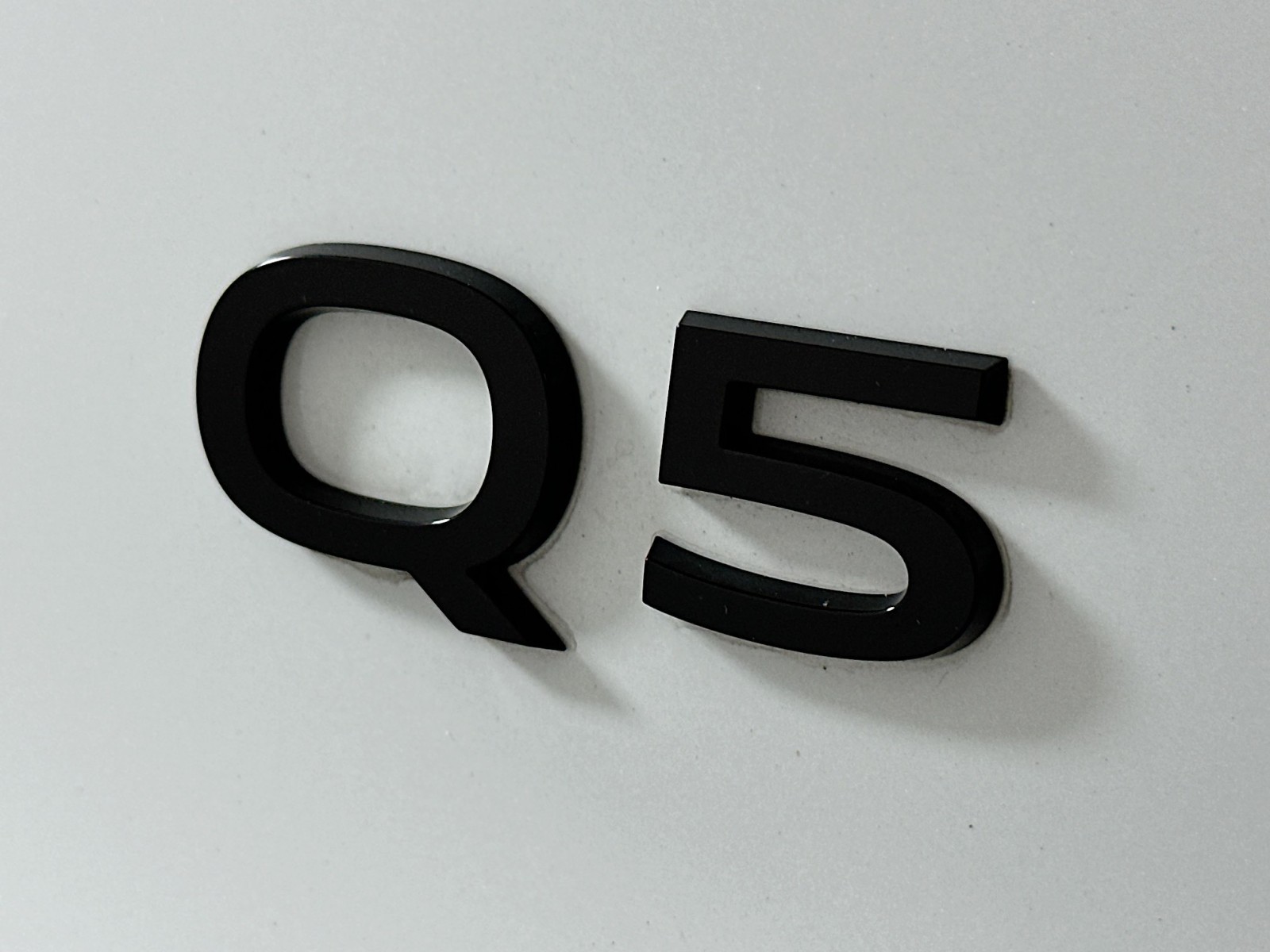 Used 2025 Glacier White Metallic Audi Premium Plus image 10