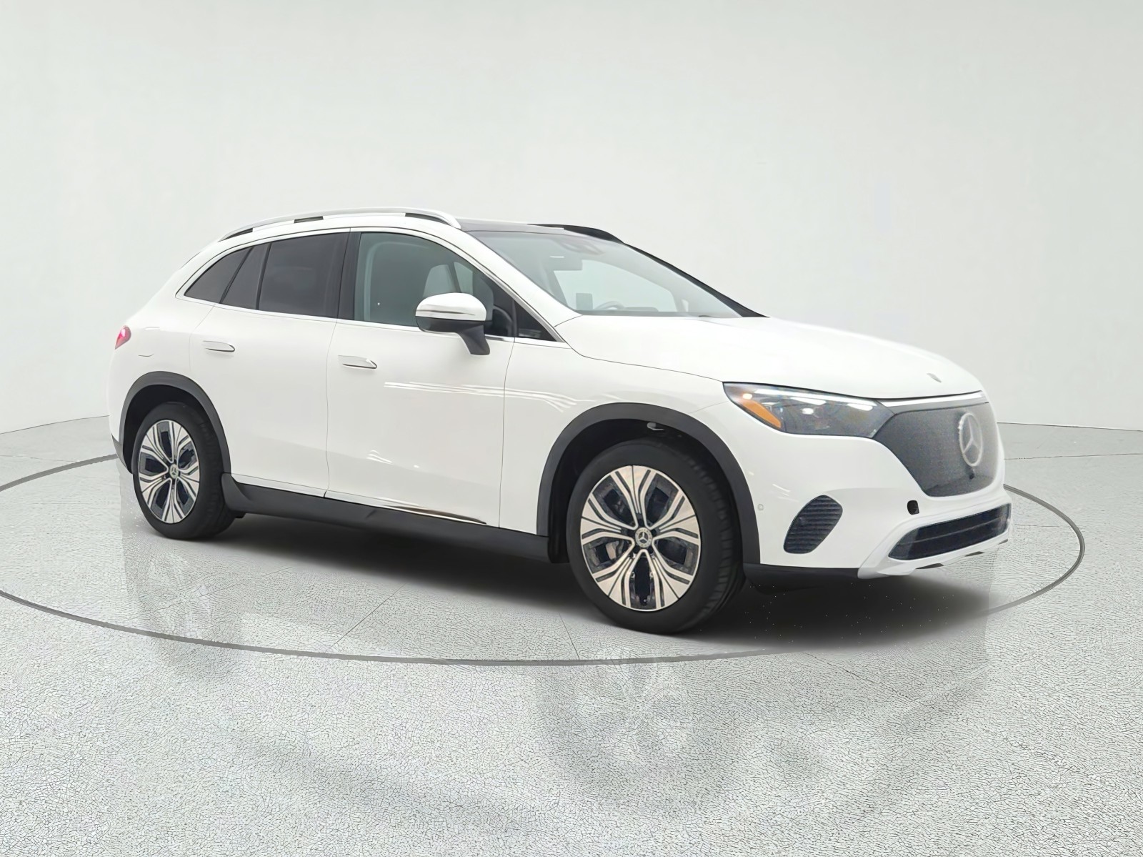 New 2027 Polar White Mercedes-Benz EQE 320+ SUV image 3