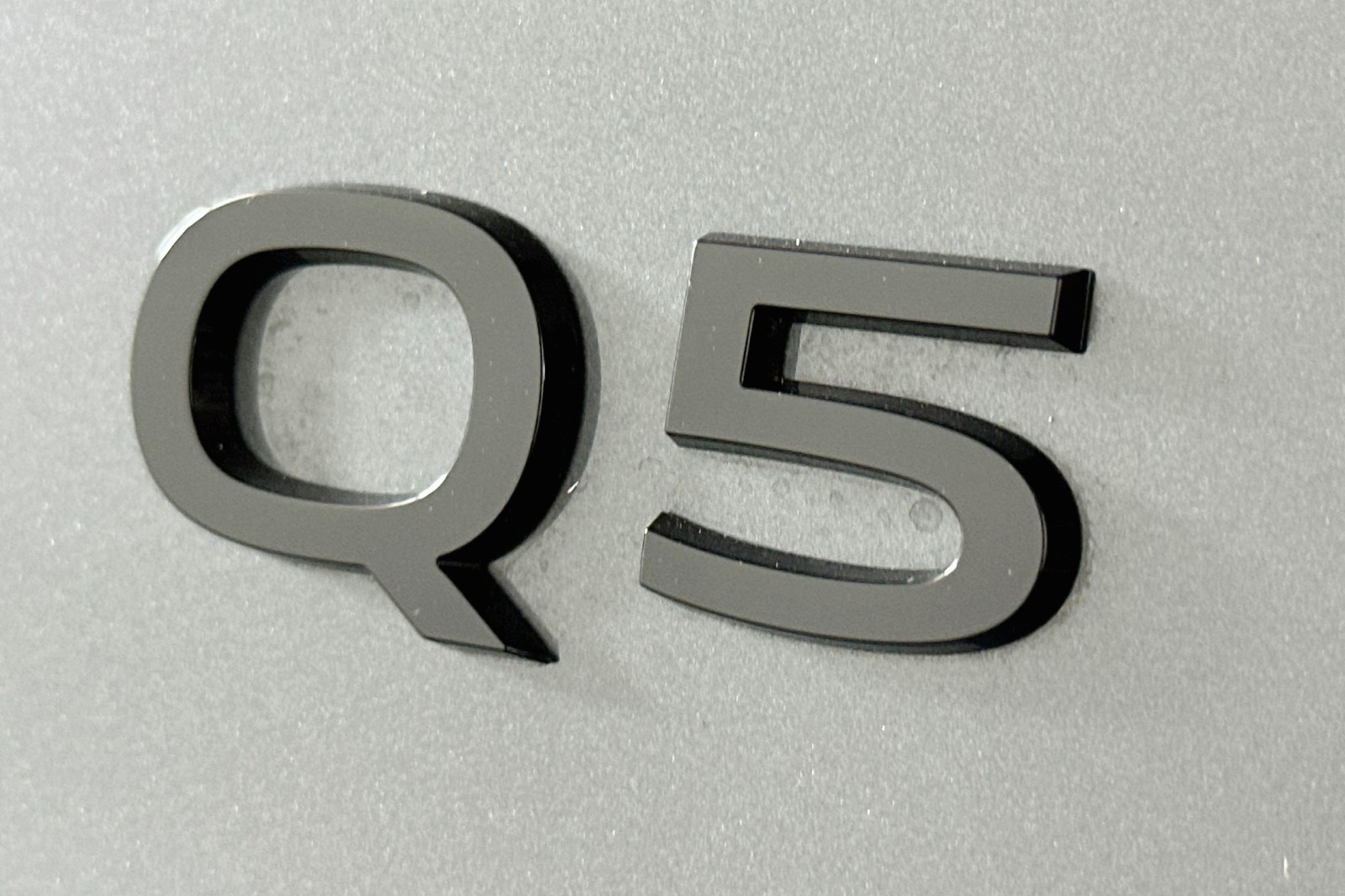Used 2025 Tambora Gray Metallic Audi Premium Plus image 10